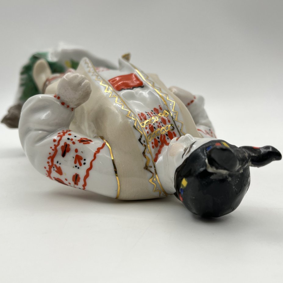 Статуэтка "Одарка", скульптор В.И. Щербина