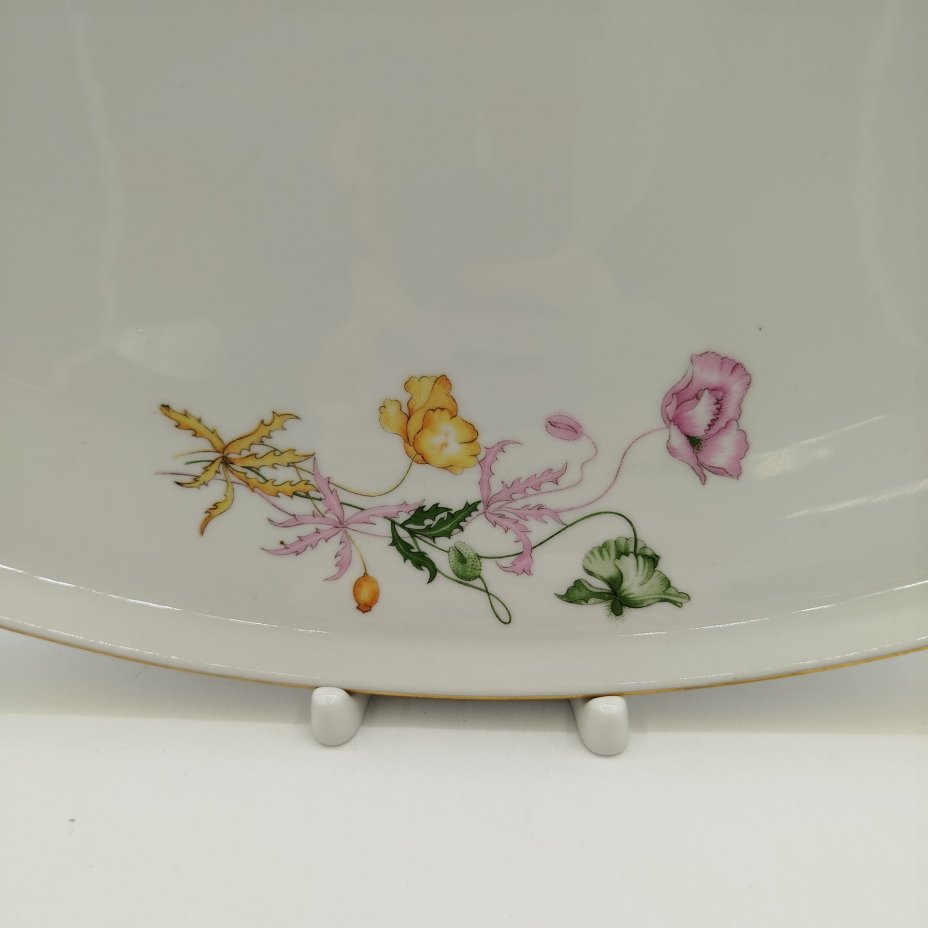 Блюдо овальной формы с растительным декором, фарфор, золочение, деколь, Concordia Lesov, Чехословакия, 1970-1991 гг.