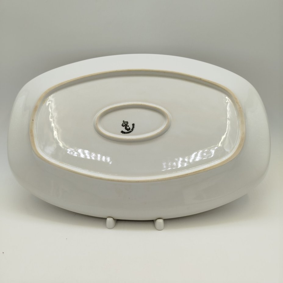 Блюдо овальной формы с растительным декором, фарфор, золочение, деколь, Concordia Lesov, Чехословакия, 1970-1991 гг.