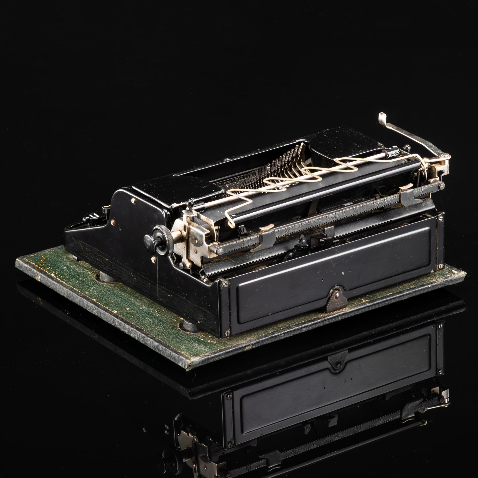 Машинка печатная модели "Progress" в кофре, русская клавиатура, металл, пластик, краска, Olympia Werke, Германия, 1931-1960 гг.