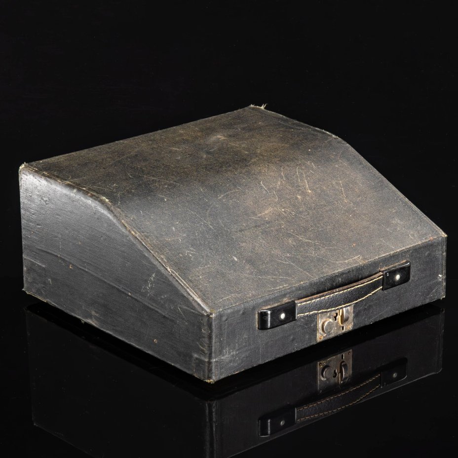 Машинка печатная модели "Progress" в кофре, русская клавиатура, металл, пластик, краска, Olympia Werke, Германия, 1931-1960 гг.