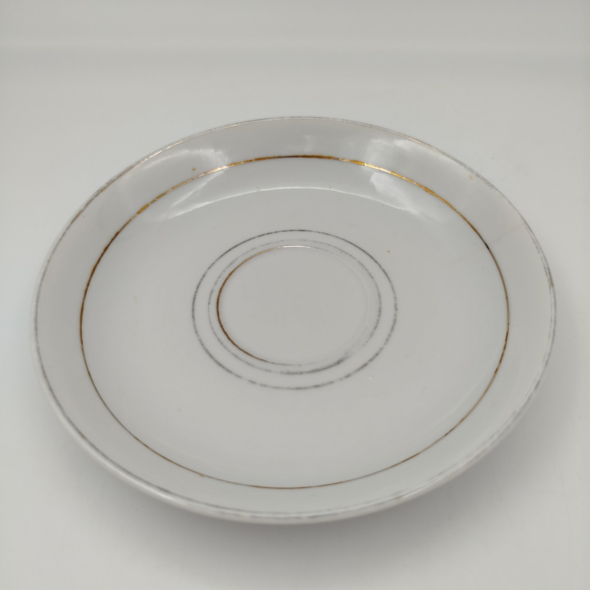 Пара чайная «Папоротник», форма "Весенняя" С.Е. Яковлевой, фарфор, роспись, золочение, цировка, Ленинградский фарфоровый завод (ЛФЗ), СССР, 1970-1992 гг.