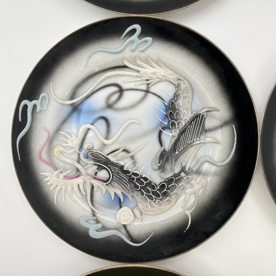 Набор из 6-ти десертных тарелок "Дракон",  Lux Porcelain FAHD M.K.