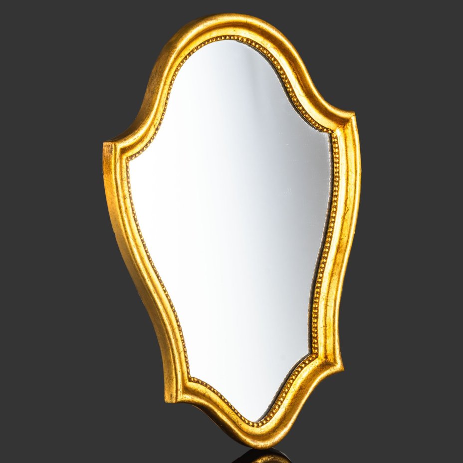 Зеркало в золотистой раме в стиле винтаж, зеркальное полотно, композитный материал, крашение