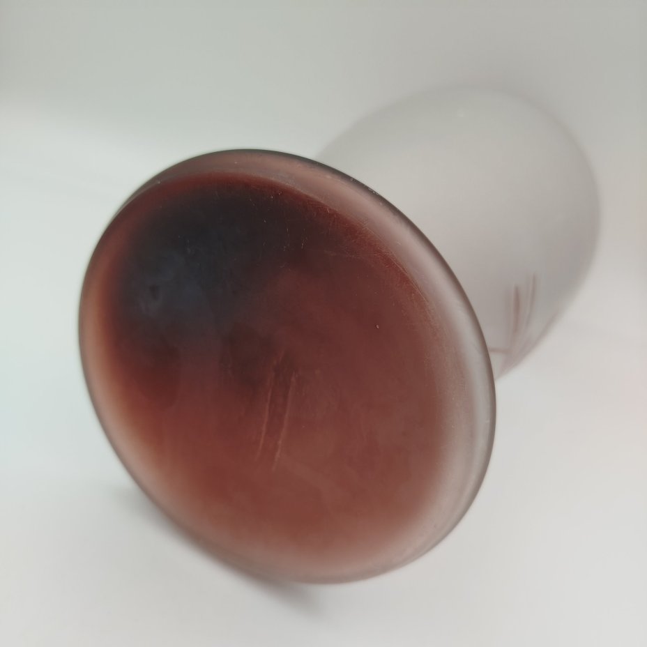 Ваза для цветов "Розы" в стиле "Галле", автор Шувалов Е.С., стекло, травление, Дятьковский хрустальный завод, СССР, 1950-1960 гг.