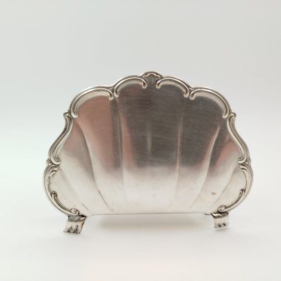 Салфетница, выполненная в форме раковины, мНЦ (медь-никель-цинк), Киевский завод столовых приборов и посуды им. Дзержинского (ЗiД, ЗиД), СССР, 1950-1960 гг.
