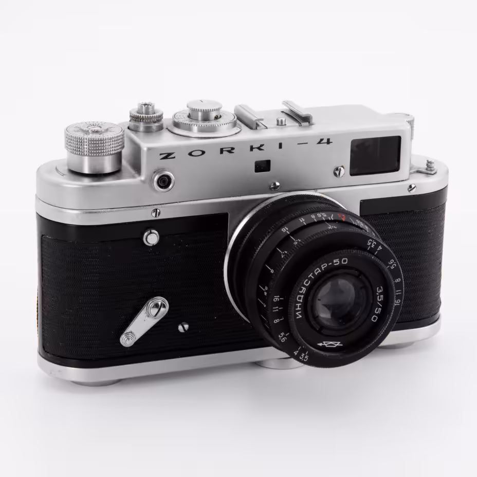 Фотоаппарат "Зоркий - 4" с объективом "Индустар-50", Красногорский механический завод (КМЗ)
