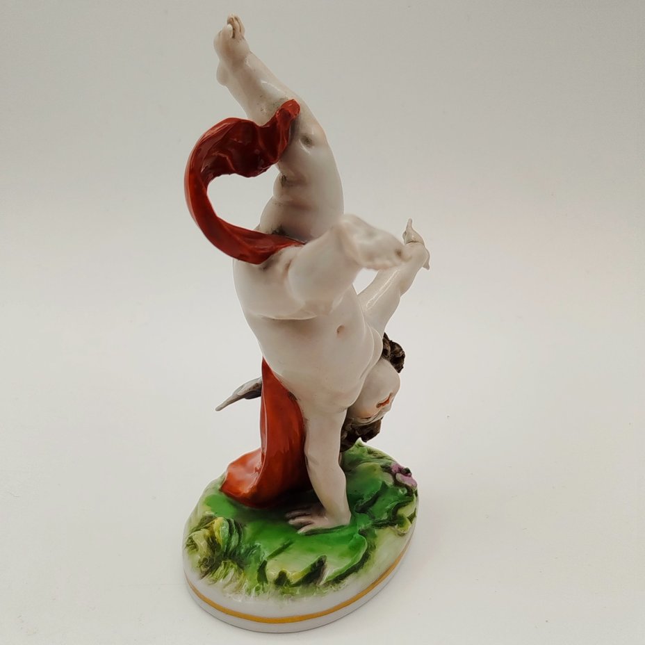 Статуэтка "Путти", мануфактура "Kister K.G. Scheibe-Alsbach"