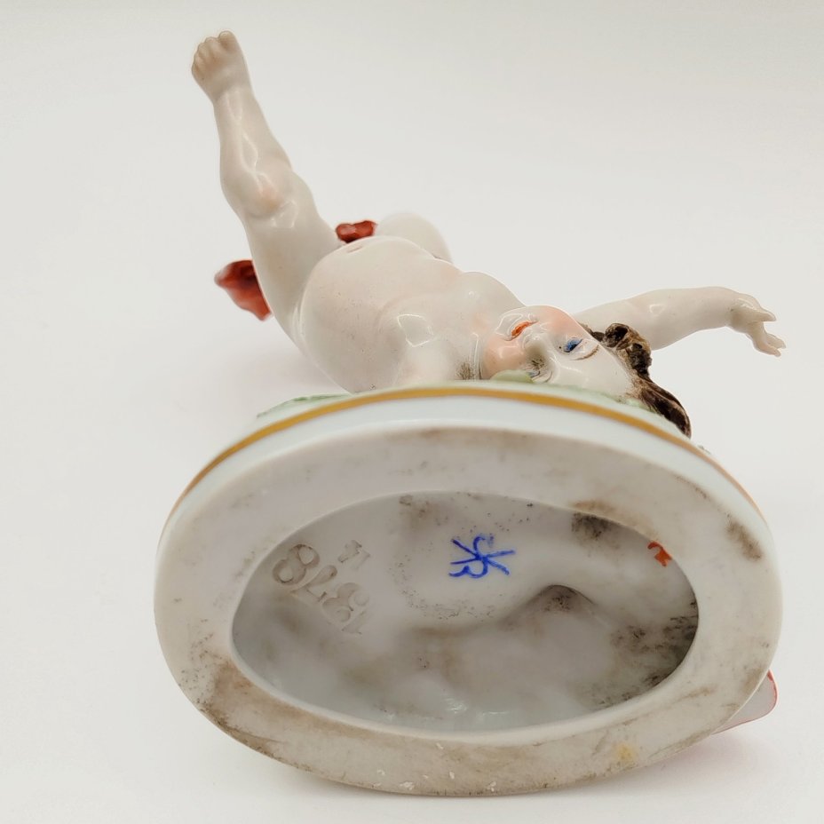 Статуэтка "Путти", мануфактура "Kister K.G. Scheibe-Alsbach"