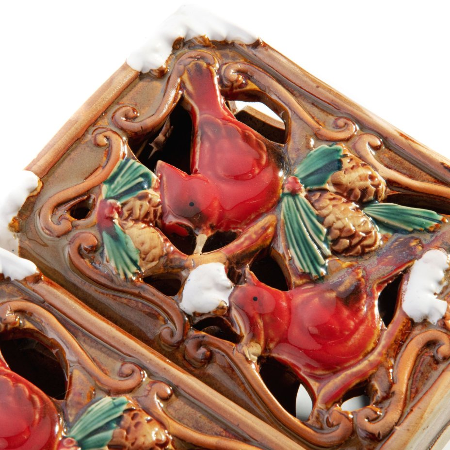 Подсвечники парные в виде книг, декорированных изображением птиц и звезд