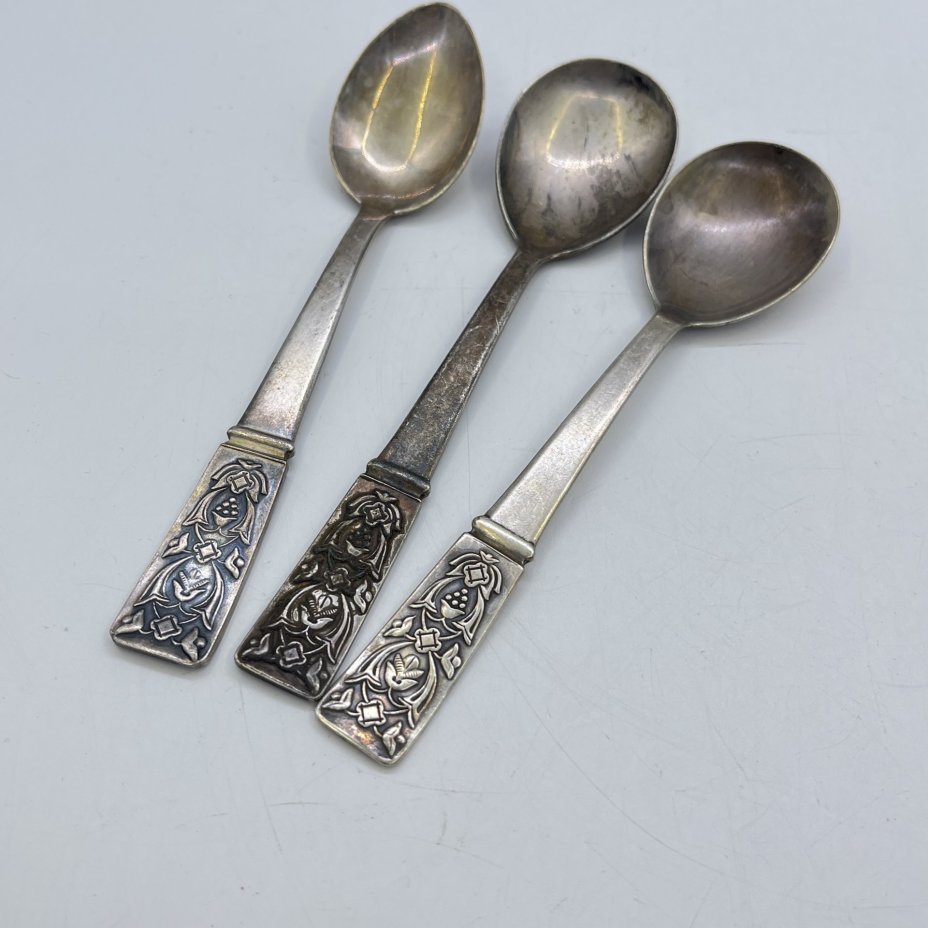 Набор из 3 чайных ложек с флоральным декором на ручке