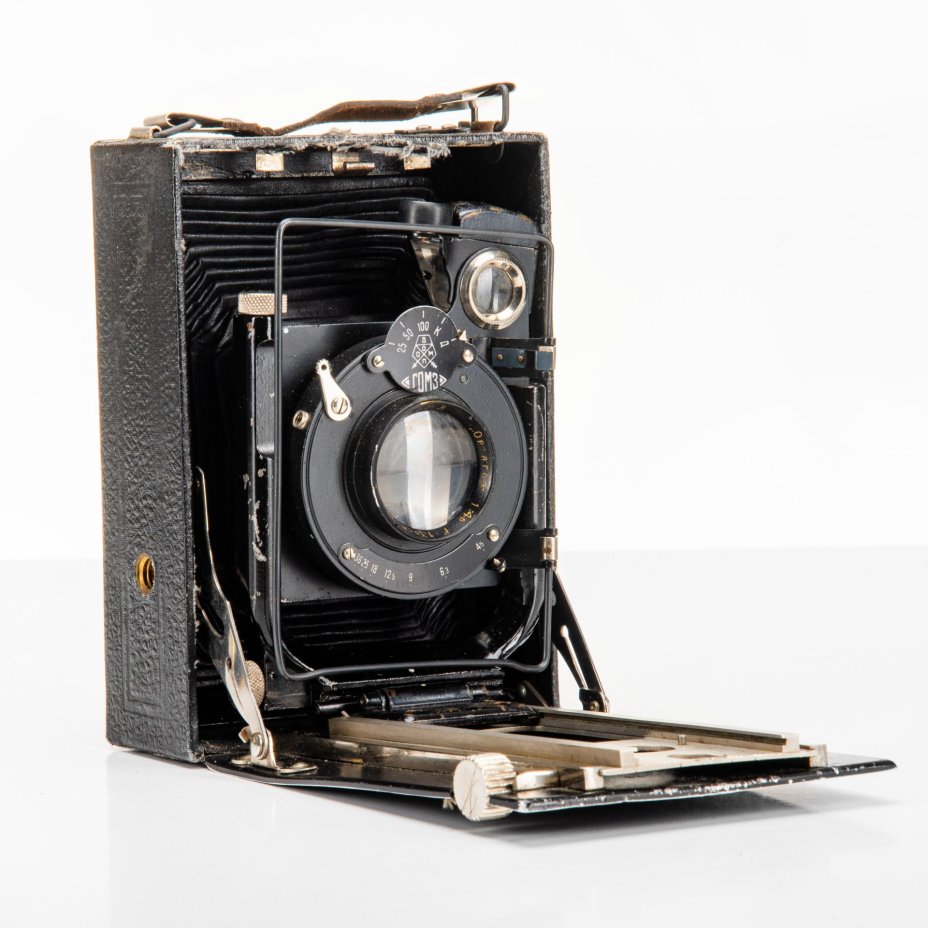 Фотоаппарат пластиночный "Фотокор-1" с объективом "Ортагоз" 4,5/135, металл, стекло, Государственный оптико-механический завод имени ОГПУ (ГОМЗ)