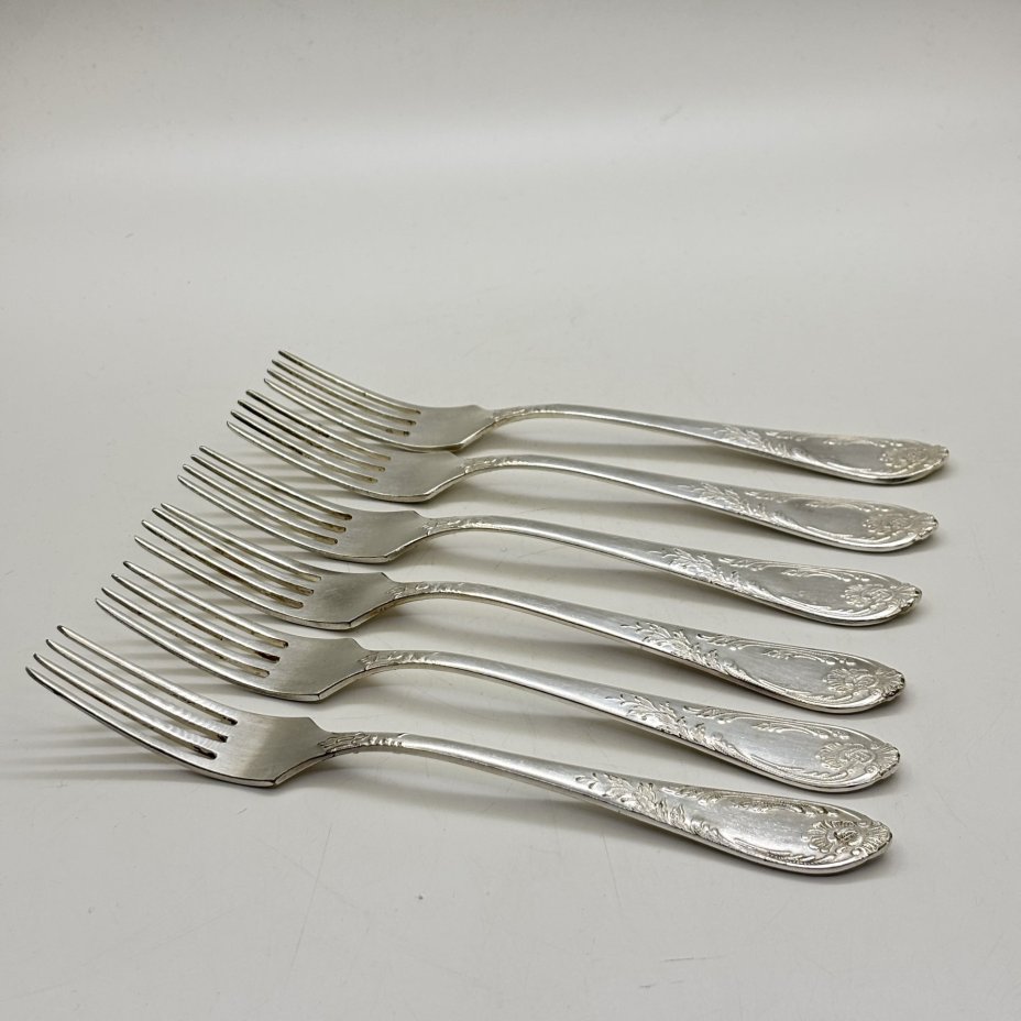 Набор из шести обеденных вилок с растительным декором, мНЦ (медь-никель-цинк), Вольнянский завод столовых приборов им. Шевченко (ЗiШ, ЗиШ), СССР, 1960-1980 гг.