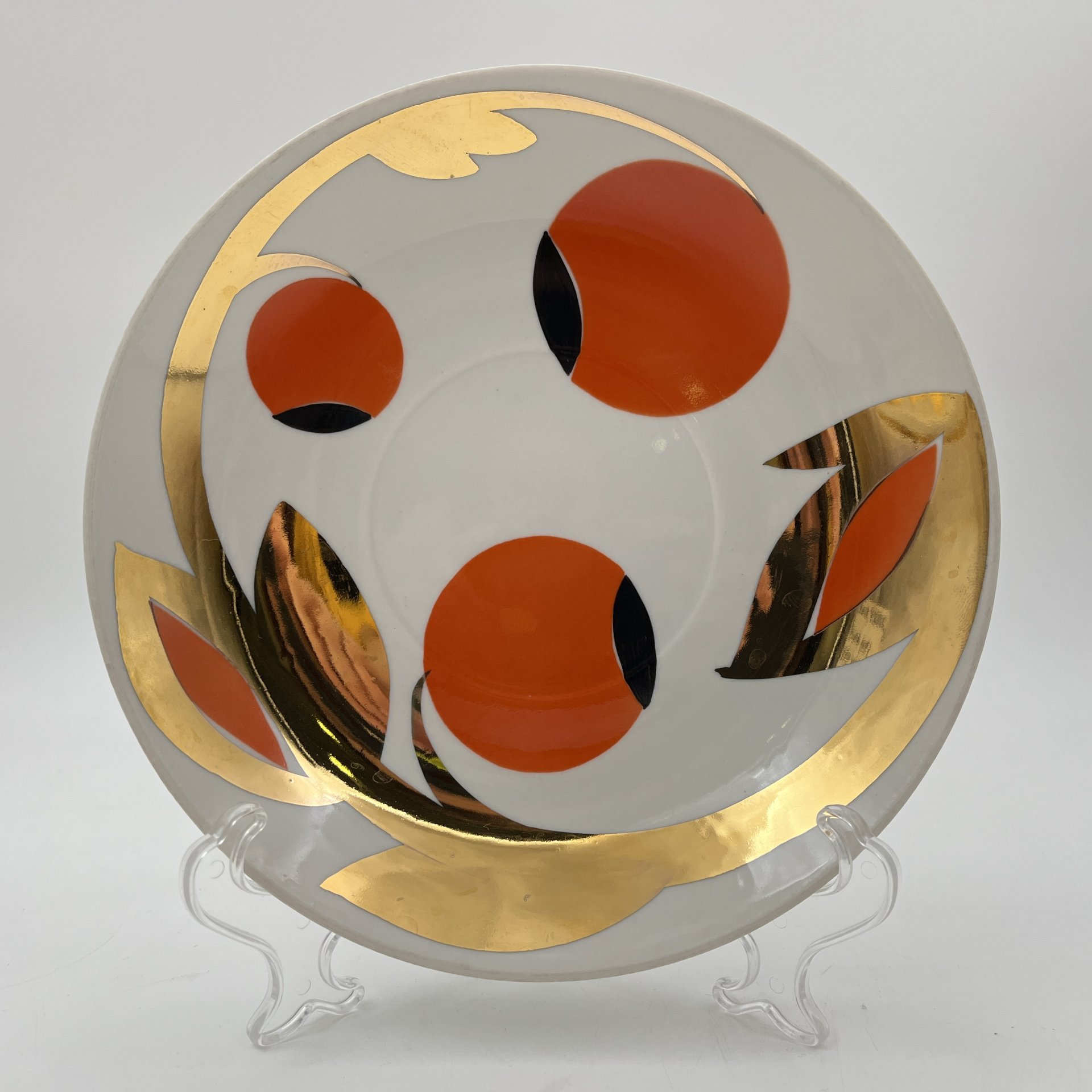 Чайная пара "Золотые яблоки" ("Райские яблоки"), автор росписи А. А. Чекулина, фарфор, крытье, золочение, Дмитровский фарфоровый завод (ДФЗ Вербилки), СССР, 1965-1991 гг.