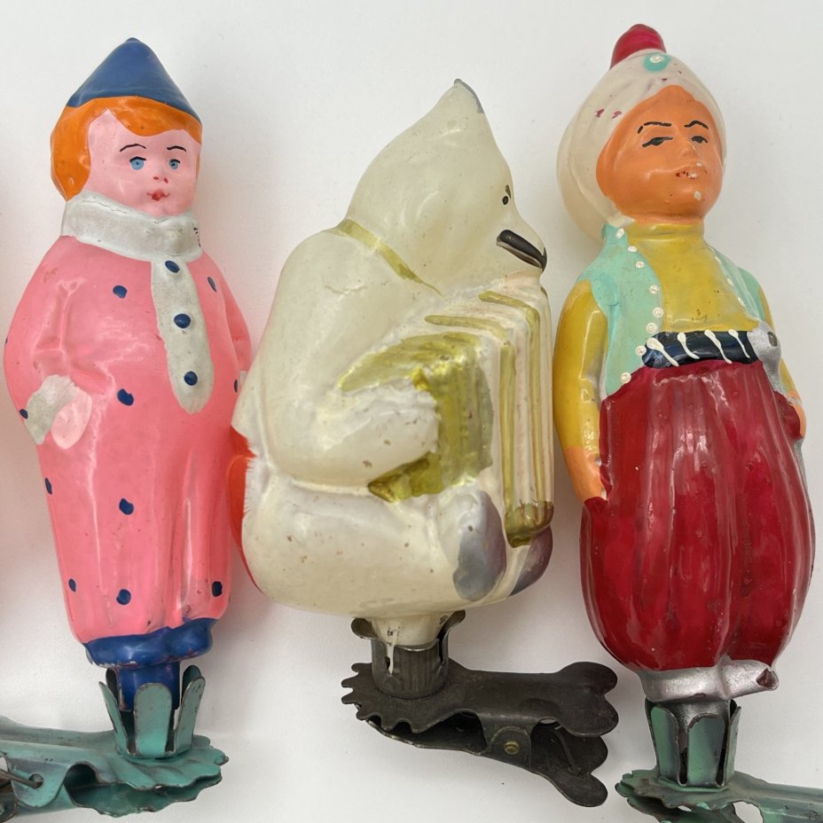 Набор елочных игрушек на прищепках 5 шт.: "Медведь с гармошкой", "Дед Мороз", "Марфушечка", "Маленький Мук", "Ребенок в шарфике"