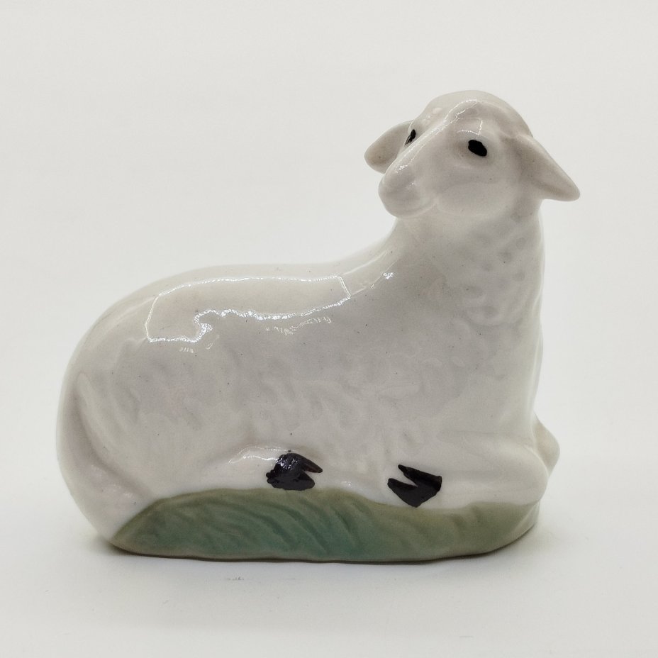 Статуэтка "Овечка", скульптор Э.И. Еропкина