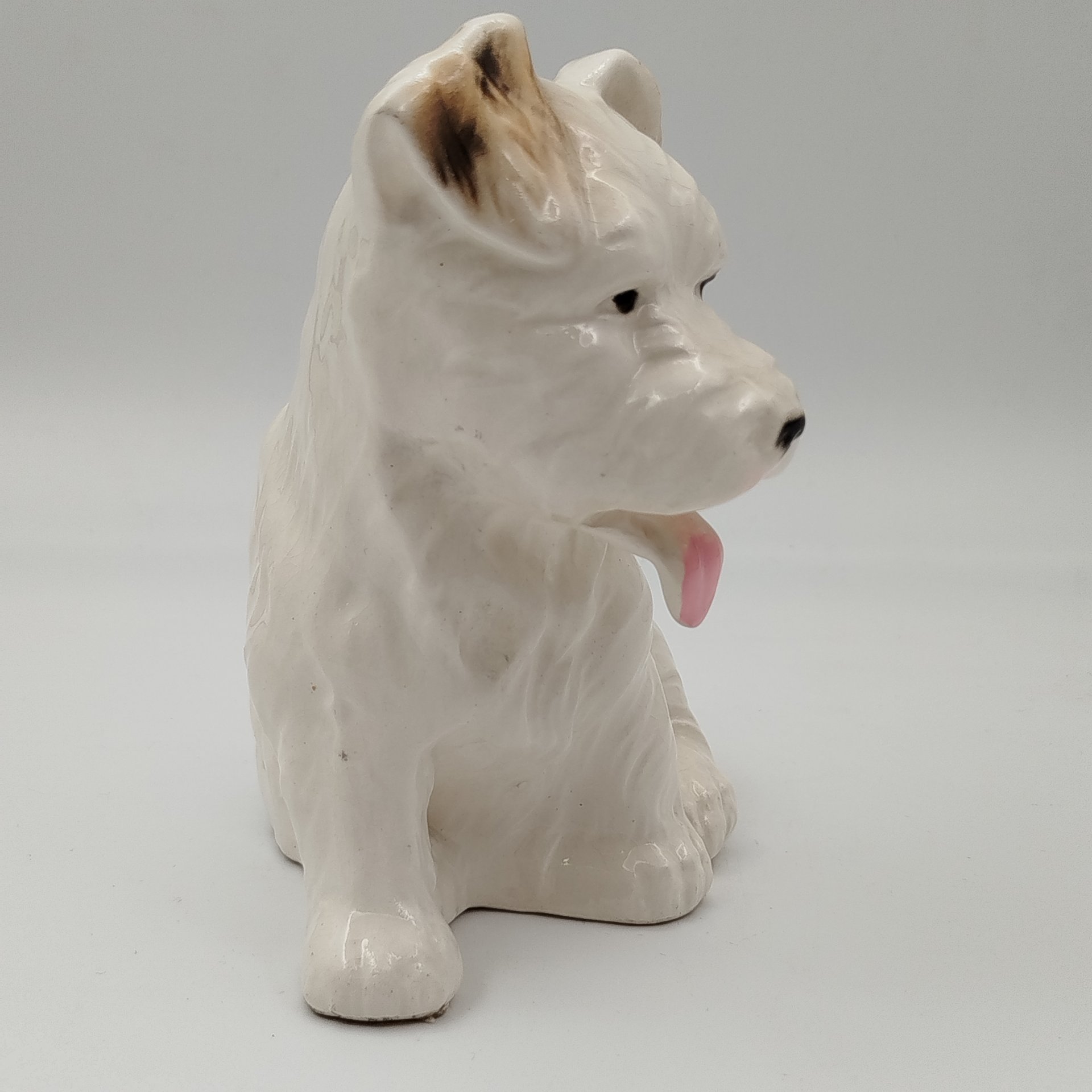 Статуэтка собаки, фаянс, роспись, глазурь, Sitzendorf, Германия, 1970-1990 гг., Sitzendorf
