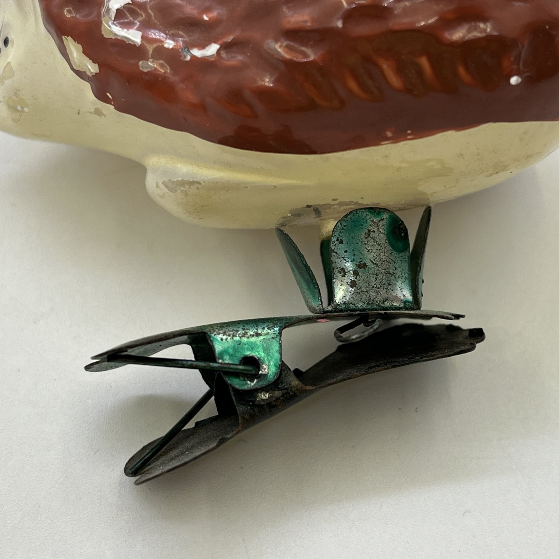 Игрушка елочная на прищепке "Ёжик", стекло, роспись, металл, СССР, 1960-1980 гг.