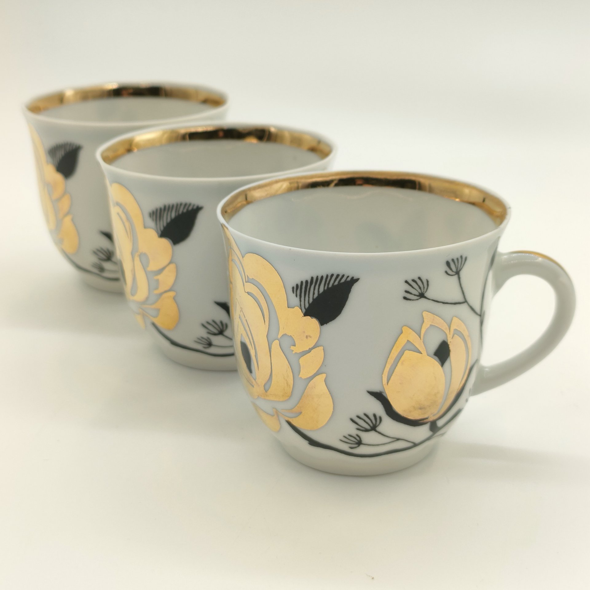 Набор из 3-х кофейных чашек "Золотая роза", фарфор, деколь, золочение, Дмитровский фарфоровый завод (ДФЗ Вербилки), СССР, 1965-1991 гг.