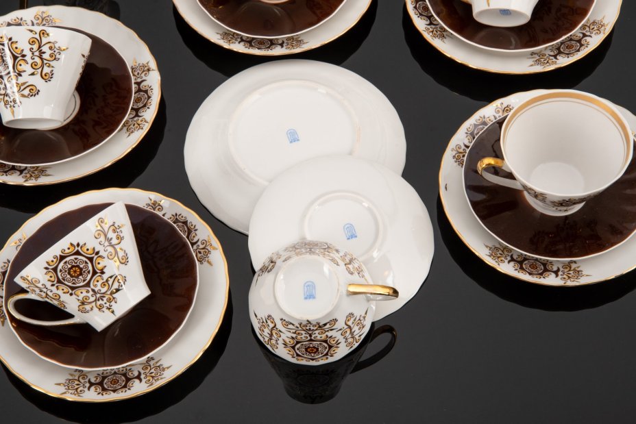 Кофейный сервиз "Вита" на 6 персон (21 предмет), автор формы Зина Улсте, фарфор, деколь, золочение, Рижский фарфорово-фаянсовый завод, СССР, 1970-1980 гг., Рижский фарфорово-фаянсовый завод