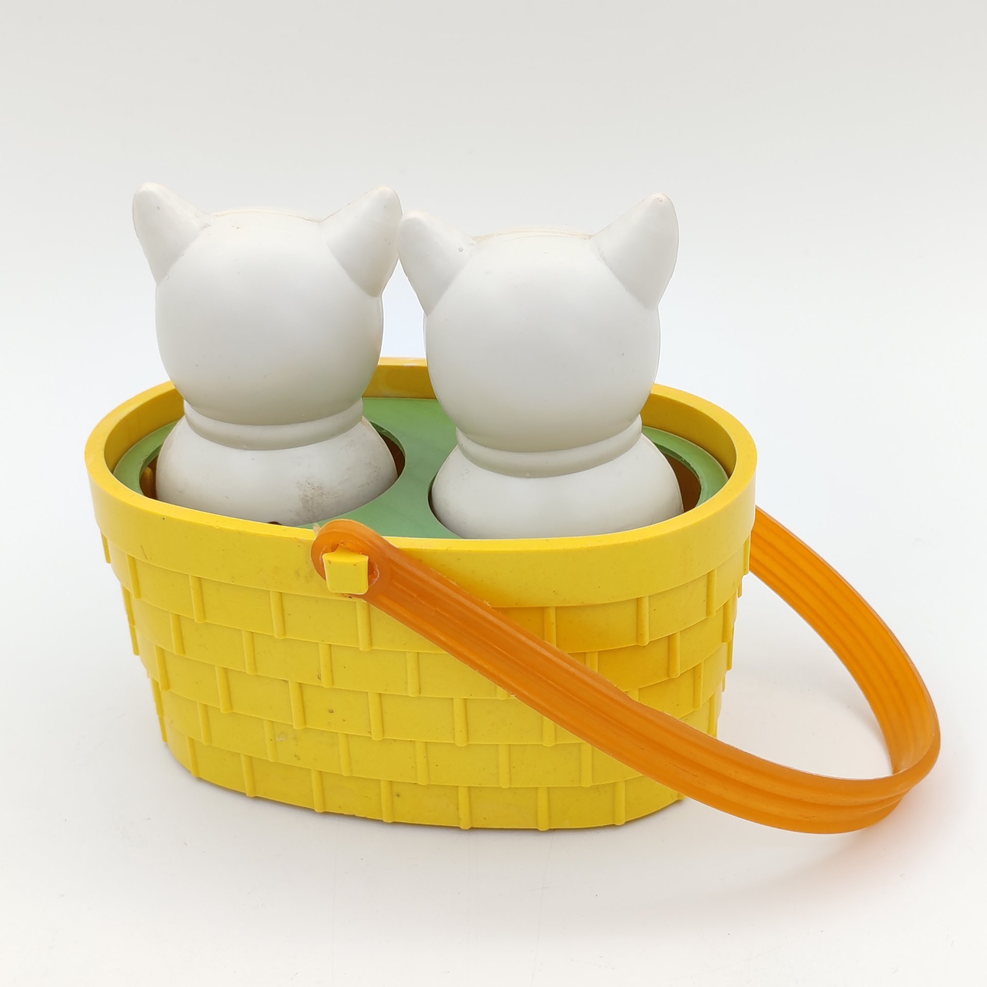 Игрушка-пищалка "Котята в корзинке" (винтажная), производство "Straume"