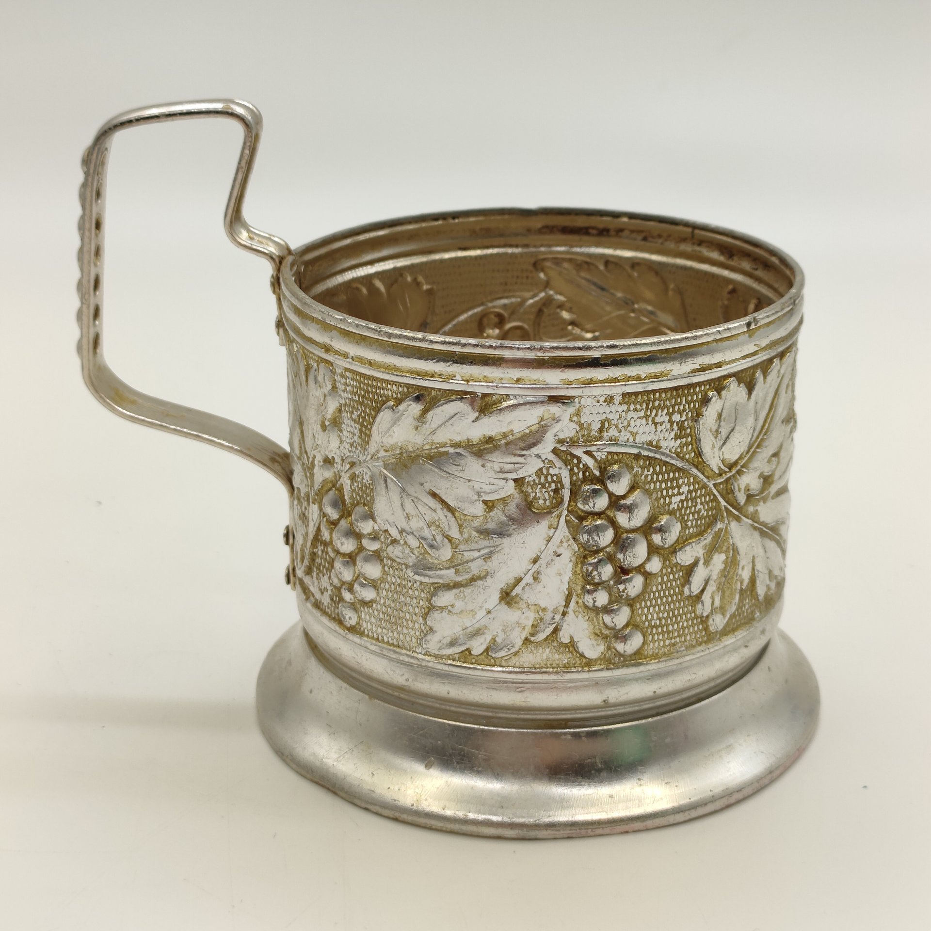 Подстаканник "Виноградная лоза", Нерехтский механический завод, алюминий, СССР, 1960-1970 гг.