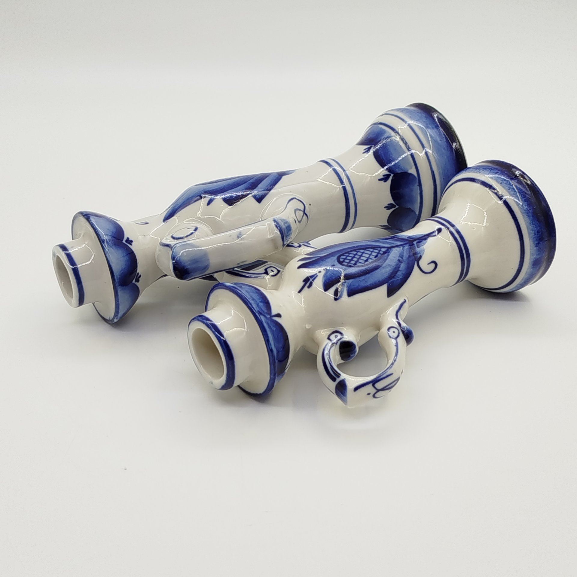 Подсвечники парные разных размеров для одной свечи с цветочным декором, Гжель