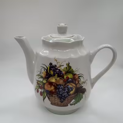 Чайник с цветочным декором, Добрушский фарфоровый завод