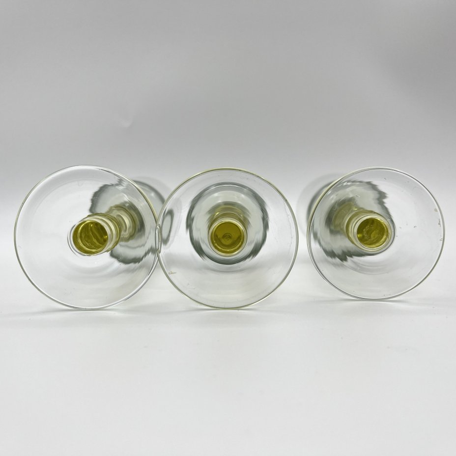 Набор из 3 бокалов "Мещерский цветок" с ножками желтого цвета, автор С. Пивоваров, хрусталь, Гусевской хрустальный завод (Гусь-Хрустальный), СССР, 1960-1980 гг.