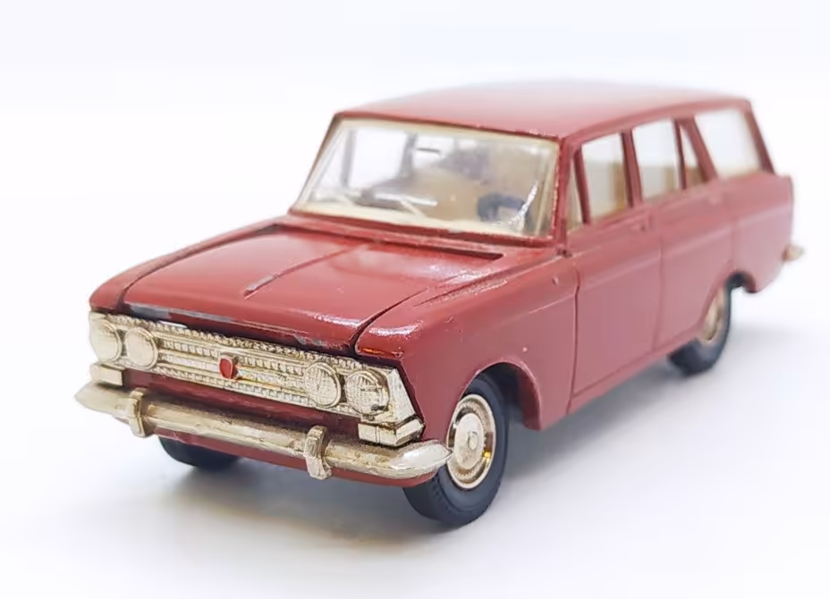 Модель автомобиля «Москвич-426» А3 в масштабе 1:43, Саратовский завод «Тантал»