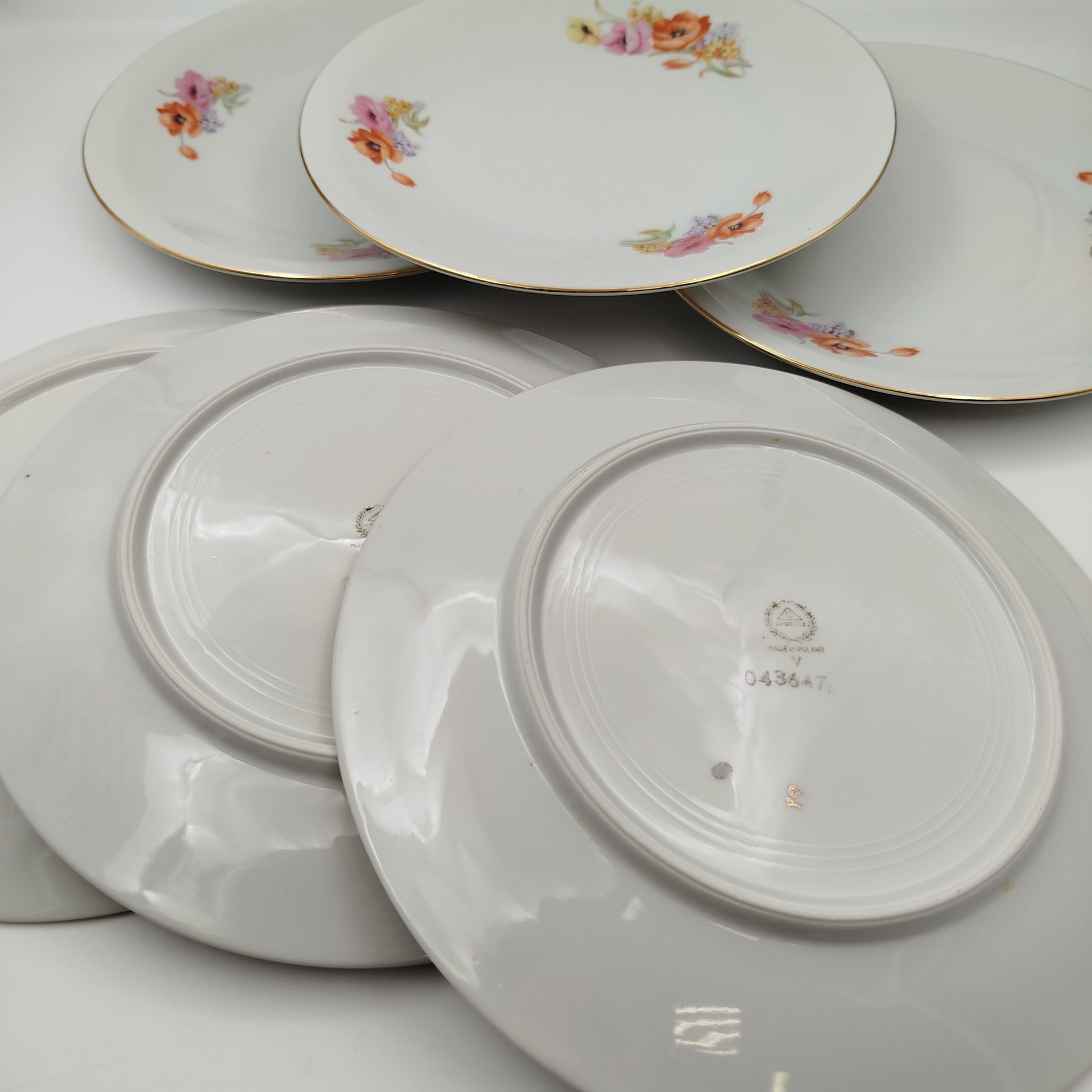 Набор из шести обеденных тарелок с цветочным декором, фарфор, деколь, золочение, Chodziez, Польша, 1964-1990 гг.