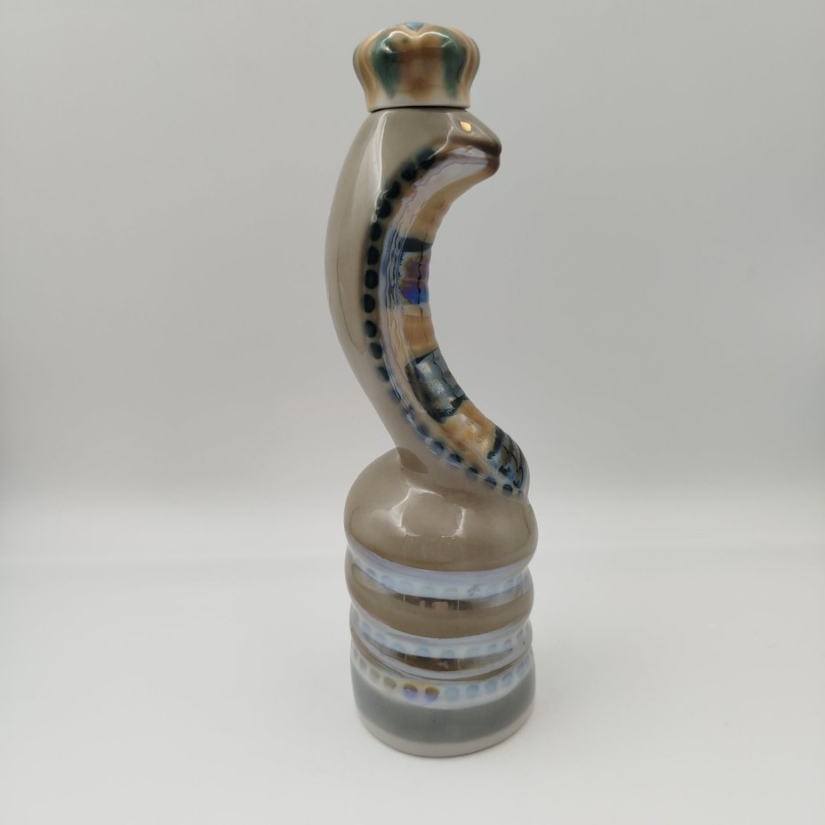 Штоф "Змея" ("Кобра"), фарфор, роспись, золочение, Полонский завод художественной керамики (Полонное ЗХК), СССР, 1973-1991 гг.