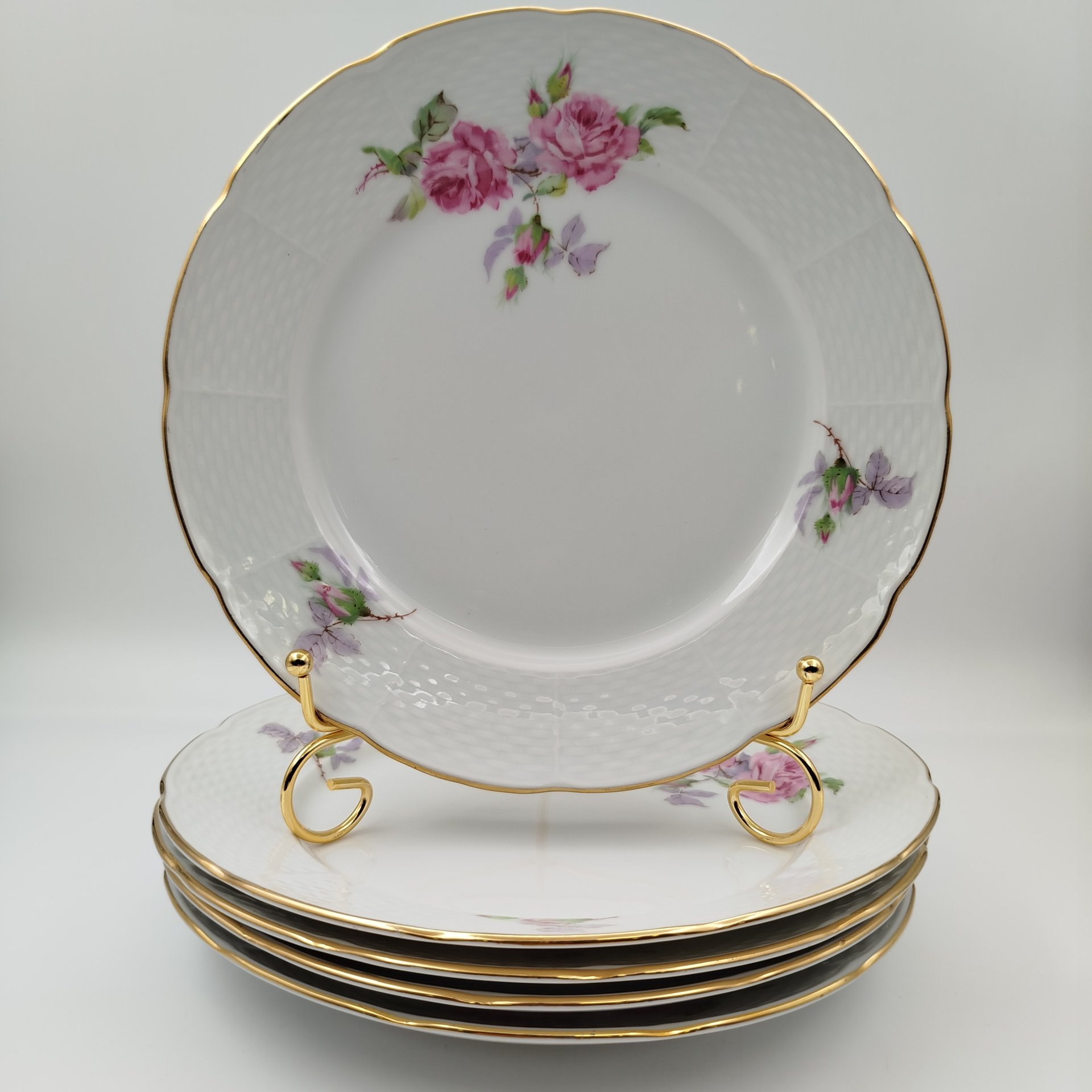 Набор обеденных тарелок с цветочным декором на 5 персон, фарфор, деколь, золочение, Thun (Тун), Чехословакия, 1970-1990 гг.