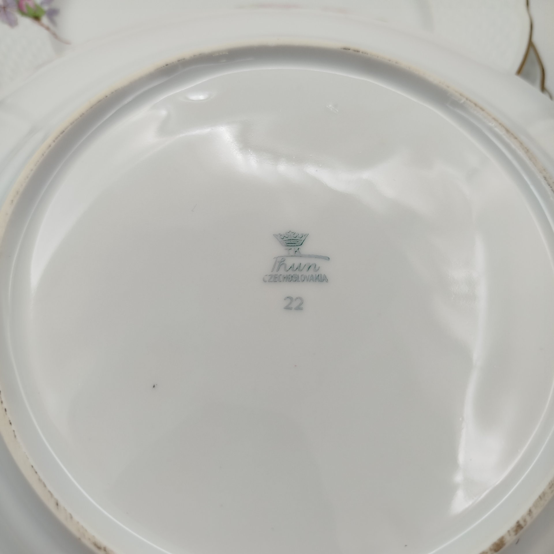 Набор обеденных тарелок с цветочным декором на 5 персон, фарфор, деколь, золочение, Thun (Тун), Чехословакия, 1970-1990 гг.