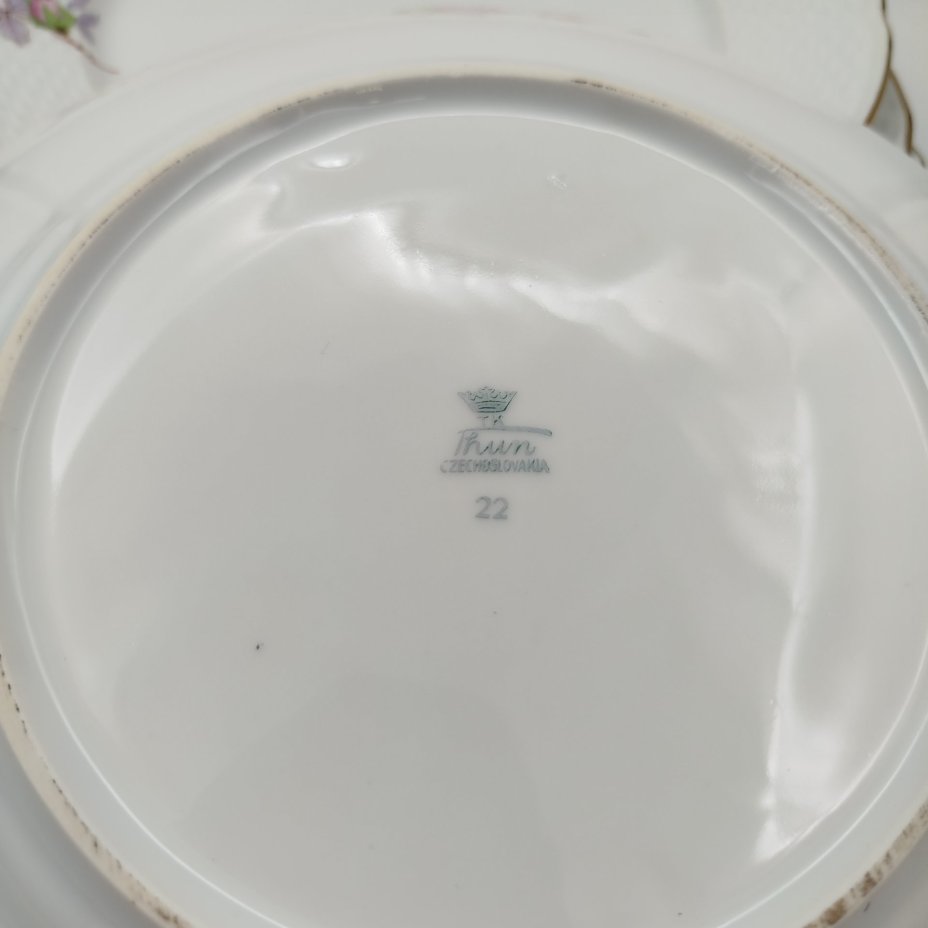 Набор обеденных тарелок с цветочным декором на 5 персон, фарфор, деколь, золочение, Thun (Тун), Чехословакия, 1970-1990 гг.