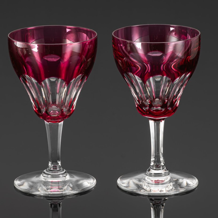 Набор из двух бокалов розового оттенка, Saint Louis (?), хрусталь, нацвет, Франция, 1950-1970 гг.