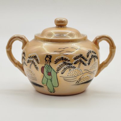 Сахарница с изображением гейши, фарфор, люстр, роспись, Япония, 1950-1970 гг.