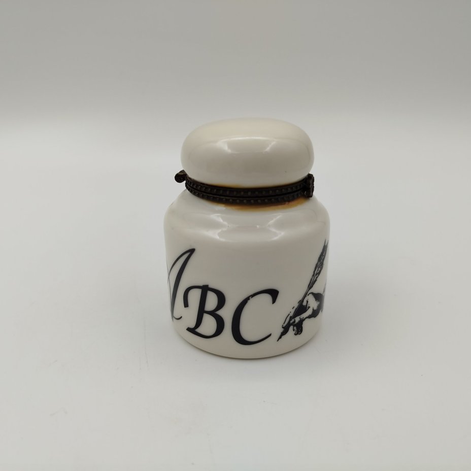 Чернильница к крышкой "Алфавит"