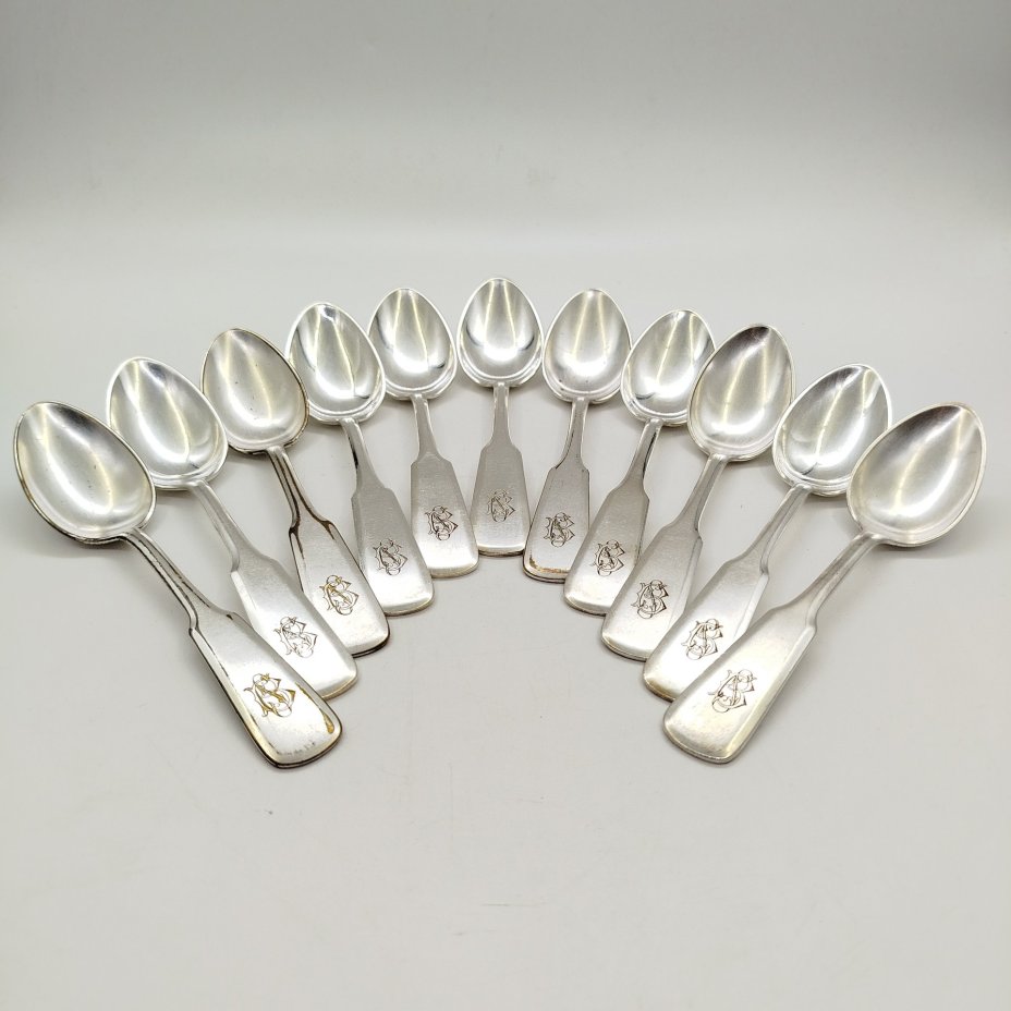 Набор из одиннадцати десертных ложек с монограммами на черенках, металл, серебрение, Fraget (Фабрика серебряных и плакированных изделий Иосифа Фраже), Царство Польское, 1896-1917 гг.
