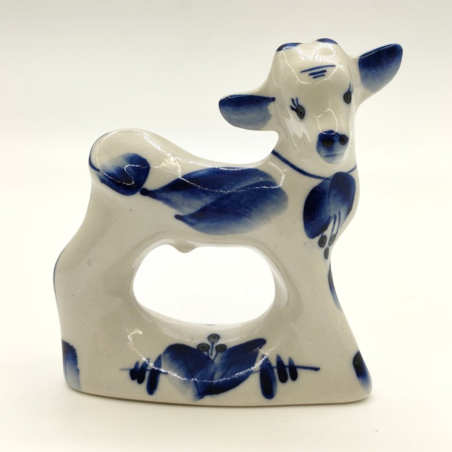 Статуэтка "Козленок с колокольчиком на шее", фарфор, роспись, Речицкий фарфоровый завод (Гжель), СССР, 1970-1985 гг.