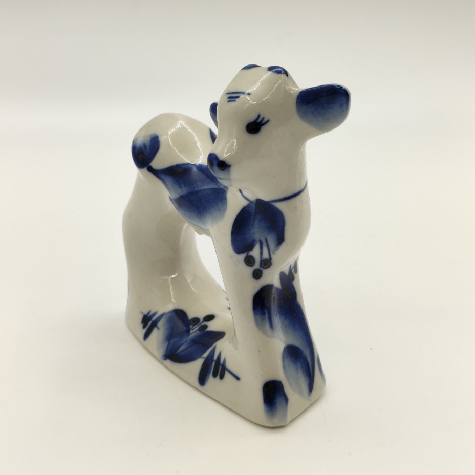 Статуэтка "Козленок с колокольчиком на шее", фарфор, роспись, Речицкий фарфоровый завод (Гжель), СССР, 1970-1985 гг.