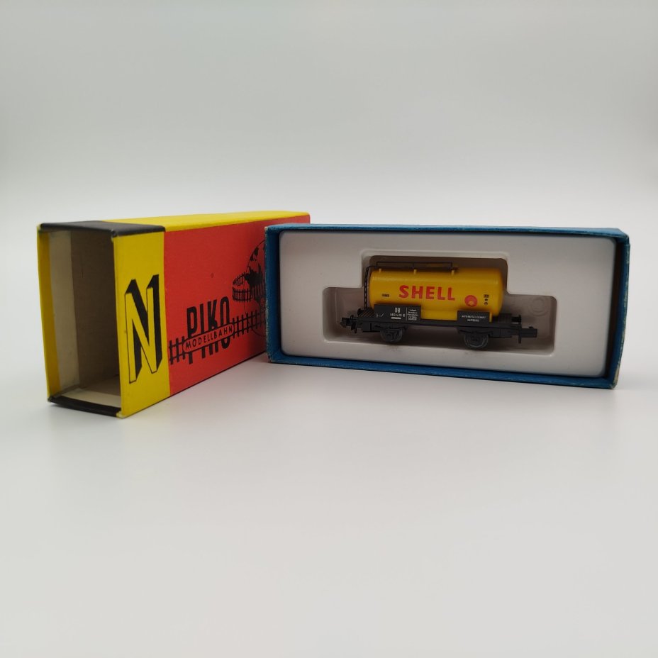 Модель железнодорожного вагона "Цистерна MINOL 5/4148-018", в оригинальной коробке, пластик, картон, печать, Piko, Piko