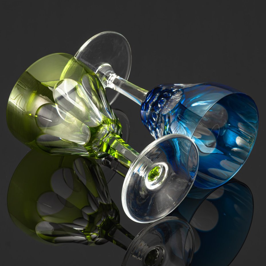 Набор из двух бокалов синего и зеленого оттенка, Saint Louis (?)