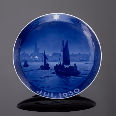 Тарелка настенная "Парусники. Июль 1930", Royal Copenhagen