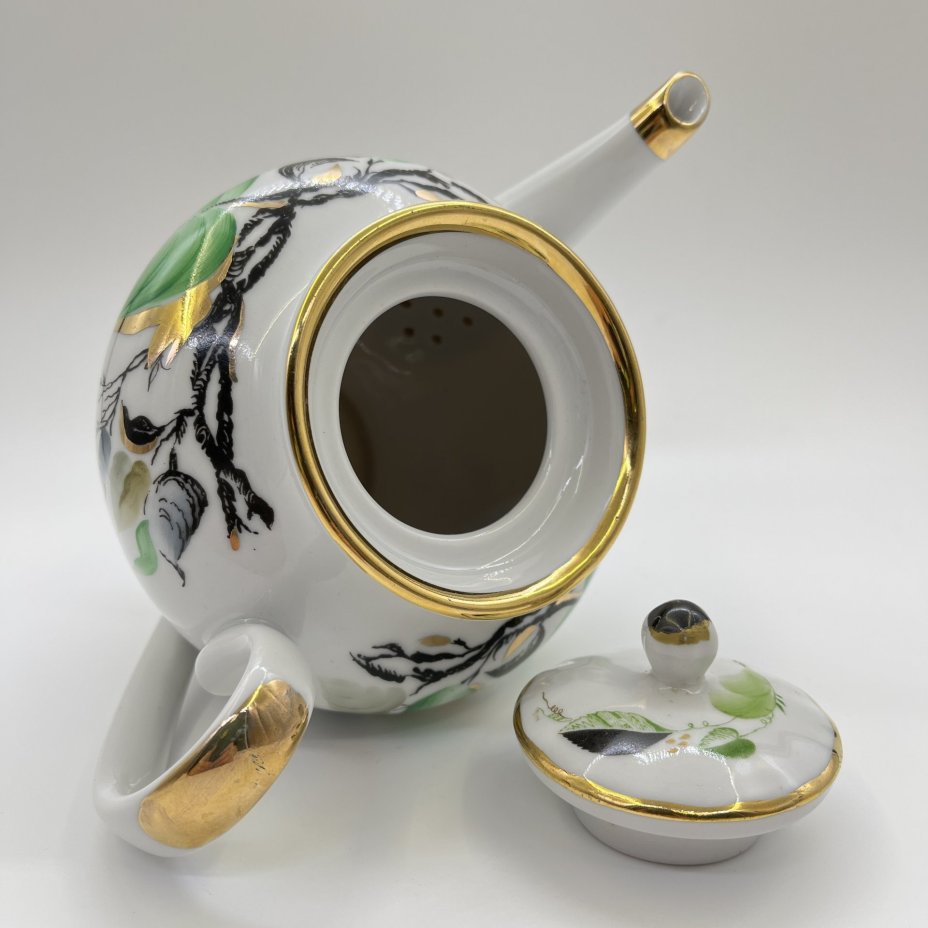 Чайник заварочный "Берёзка" (крышка в подборе), фарфор, золочение, роспись, Ленинградский фарфоровый завод (ЛФЗ), СССР, 1970-1986 гг.