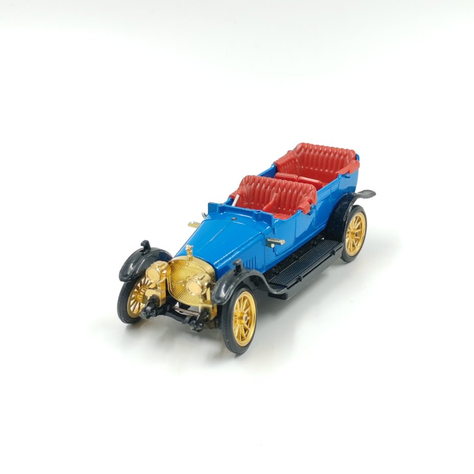 Модель автомобиля в масштабе 1:43 "Руссо-Балт С24-40"