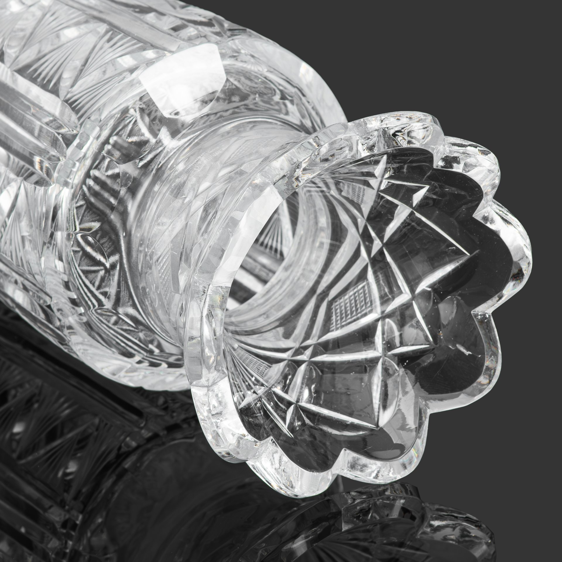 Ваза "II Спартакиада народов СССР. 1959", хрусталь, гранение, травление, СССР, 1959 г.