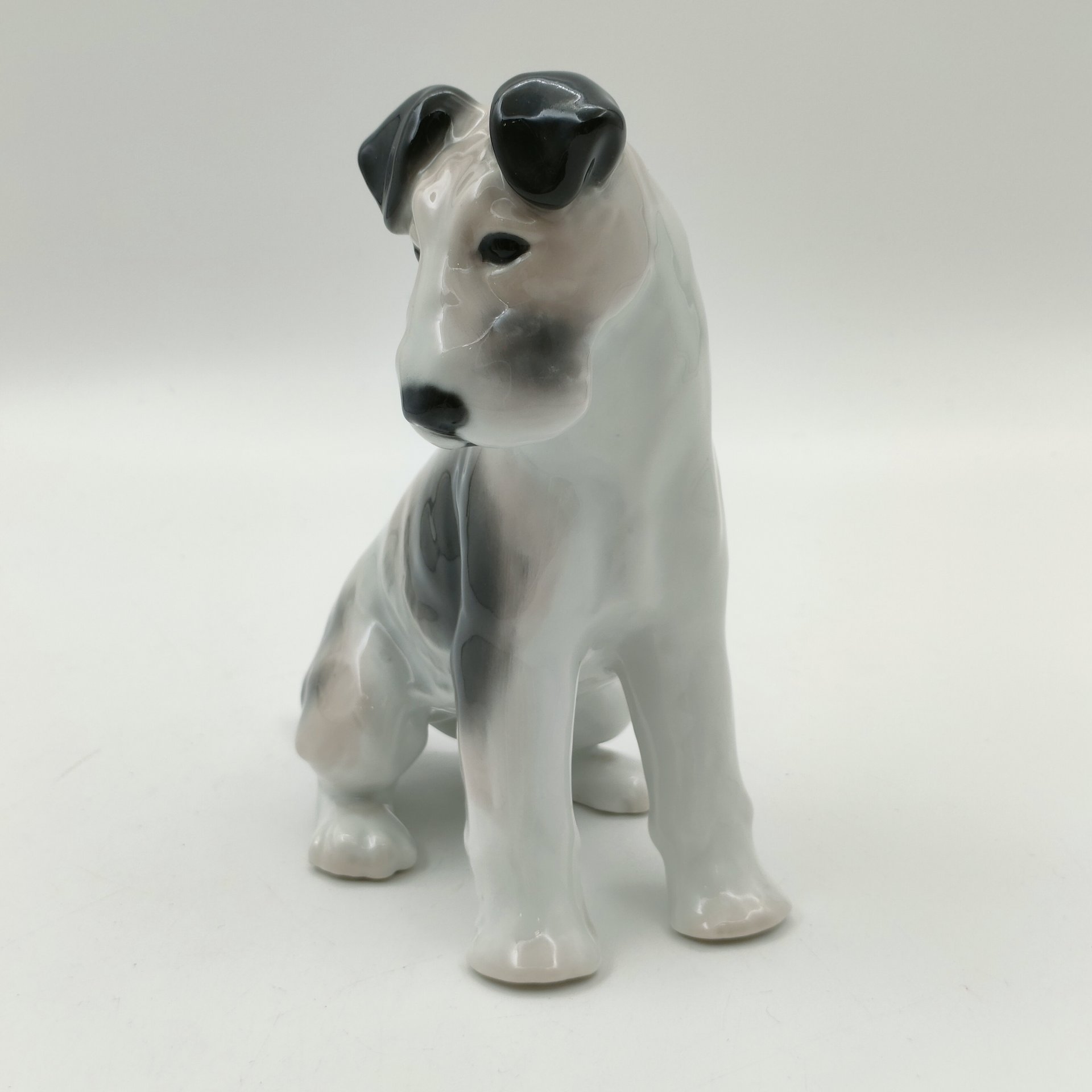 Статуэтка "Собака", фарфор, роспись, Западная Европа, 1970-1990 гг.