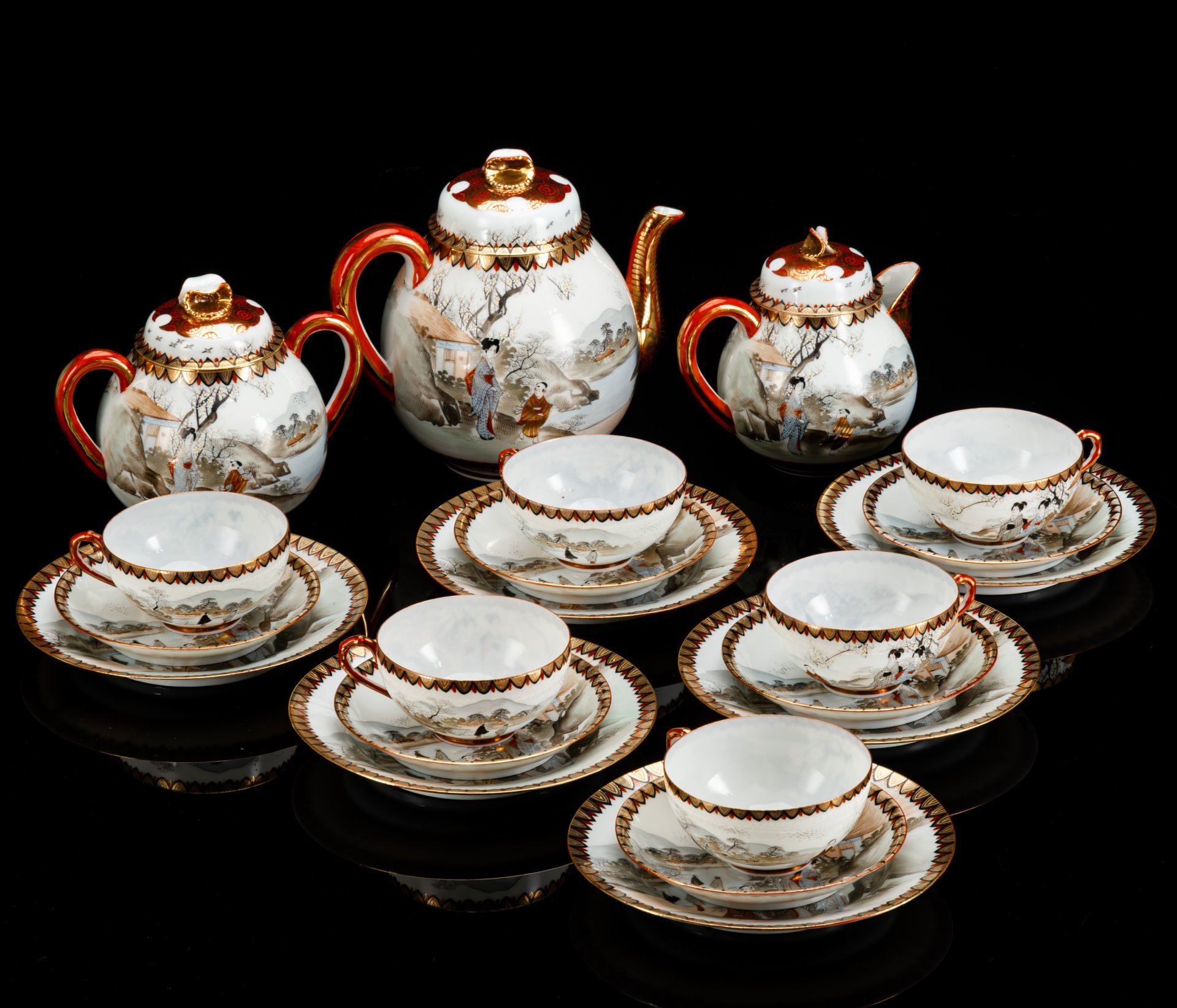 Чайный сервиз "Прогулка гейш ранней весной" на 6 персон (21 предмет), фарфор, роспись, золочение, Япония, 1920-1950 гг.