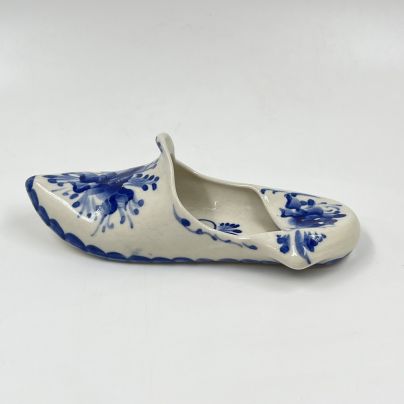 Подставка под ложку (половник) с цветочным декором, Гжель, фаянс, роспись, Россия, 2000 г.